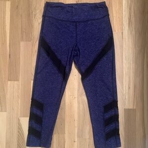 EXPRESS EXP CORE Purple Performance Capri Workout Leggings with Mesh Women’s S